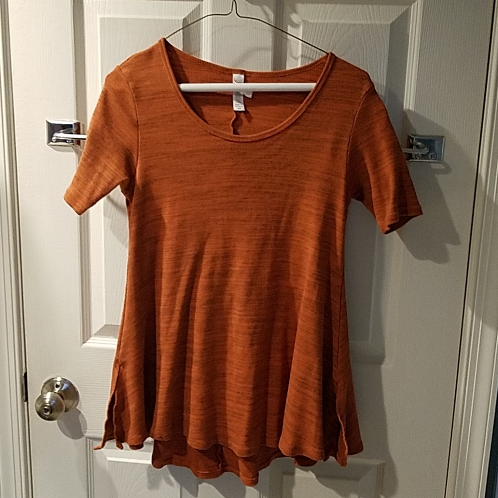 Lularoe perfect tee